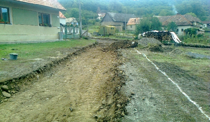 Rekonšrtukcia chodníkov