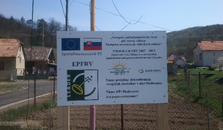 Rekonšrtukcia chodníkov