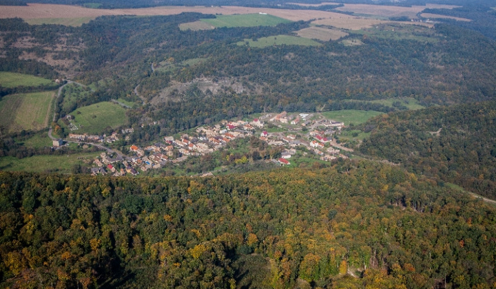 Letecké snímky Medovarce